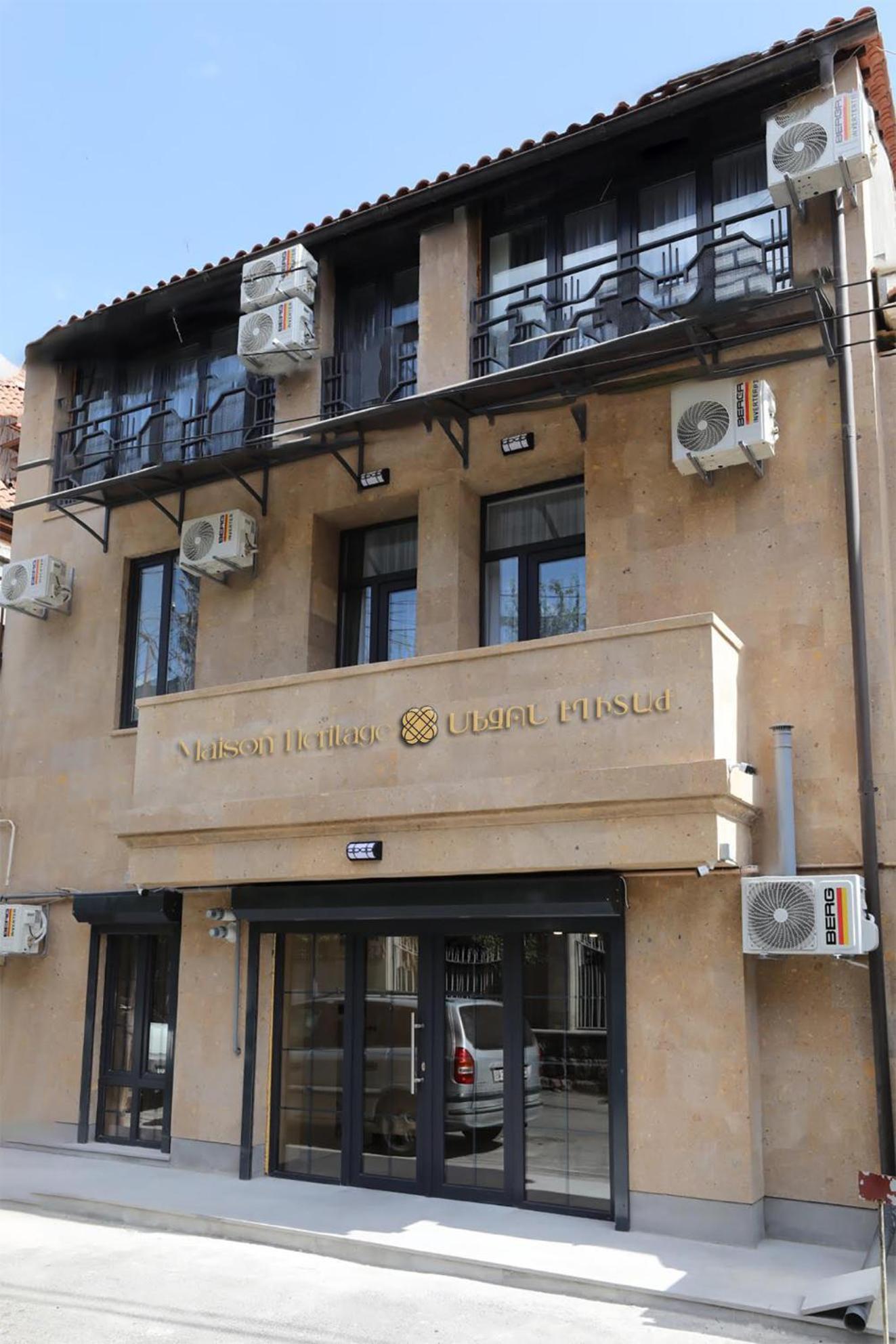 Maison Heritage Hotel Erivan Exterior foto